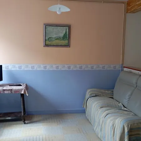 Le Platane Апартаменты Brioux-Sur-Boutonne